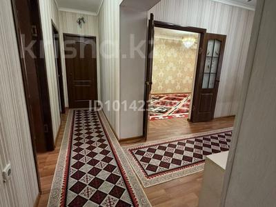 3-комнатная квартира · 73 м² · 2/5 этаж, Мкр Астана-2 2 — Дом расположен напротив школы “Байтерек”, рядом с супермаркетом “Улан” и магазином “Карамель Оптомаркет”. за 170 000 ₸ в 