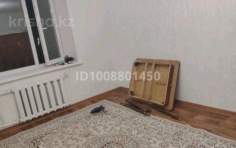 1-бөлмелі пәтер · 32 м² · 3/5 қабат, мкр Шанхай, Бр.Жубановых — Пересеч улиц Вавилова и Жубанова, бағасы: 95 000 〒 в Актобе — фото 2