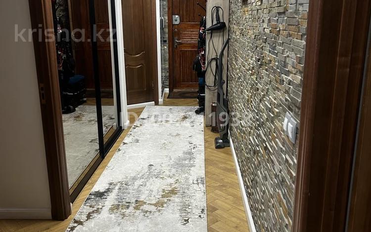 3-бөлмелі пәтер · 66 м² · 2/5 қабат, Жамбыла 205 — Парк Ганди, бағасы: 52 млн ₸ в Алматы, Алмалинский р-н — фото 2