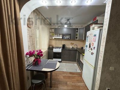 Продажа квартир в Абай обл.: 2-комнатная квартира · 41.2 м² · 3/4 этаж, Аймаутова 147 за 15.5 млн 〒 2-комнатная квартира · 41.2 м² · 3/4 этаж, Аймаутова 147 за 15.5 млн 〒 в Семее