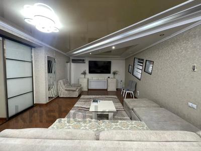 4-комнатная квартира · 178.6 м² · 2/9 этаж, мкр Юго-Восток, Степной 3 3 за 55 млн ₸ в Караганде, Казыбек би р-н