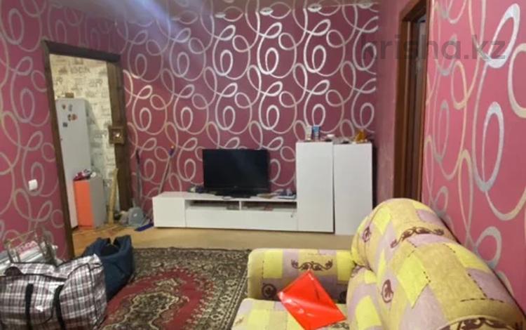 3-бөлмелі пәтер · 48 м² · 2/5 қабат, Камзина 25, бағасы: 10 млн ₸ в Аксу — фото 8