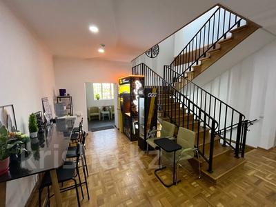 Офисы · 12 м² за 250 000 ₸ в Алматы, Ауэзовский р-н