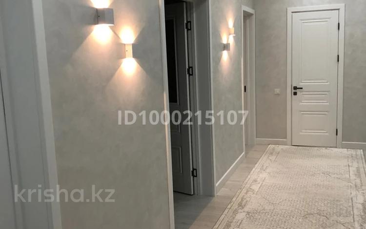 3-бөлмелі пәтер · 120 м² · 7/10 қабат, 18А ш/а 10, бағасы: 57 млн ₸ в Актау, 18А мкр — фото 2