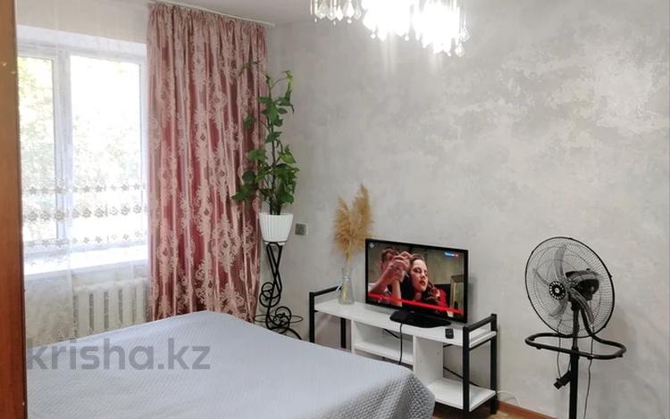 1-бөлмелі пәтер · 48 м² · 1/5 қабат, 4 мкрн Жастар 17 — Детская стоматология, бағасы: 10 000 ₸ в Талдыкоргане, мкр Жастар — фото 25