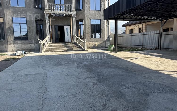 Отдельный дом · 8 комнат · 350 м² · 8 сот., Абая за 138 млн ₸ в Абай — фото 2