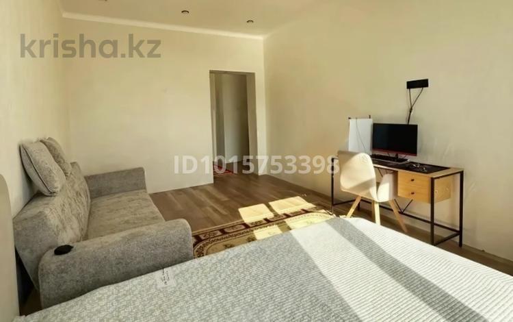 2-комнатная квартира · 68.4 м² · 5/5 этаж, Акжан 12 за 28 млн ₸ в Астане, Есильский р-н — фото 2