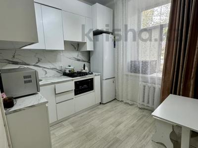 1-бөлмелі пәтер · 37 м² · 1/3 қабат, Б. Майлина 12, бағасы: 14 млн ₸ в Костанае