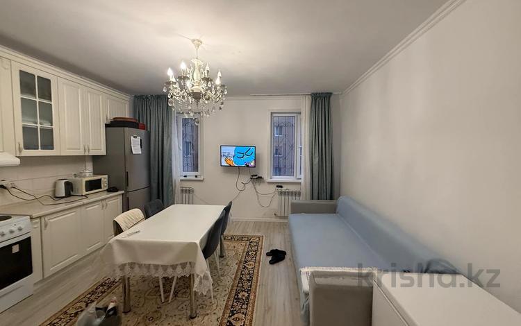 3-бөлмелі пәтер · 69 м² · 3/10 қабат, Роза Бакланова 3 — Туран/ Р.Багланова, бағасы: 370 000 ₸ в Астане, Нура р-н — фото 2