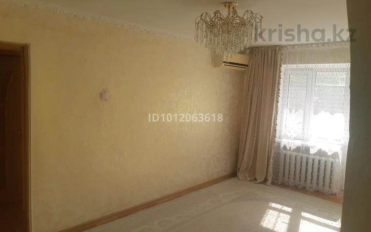 3-бөлмелі пәтер · 55 м² · 2/5 қабат, ул. Мукана Тулебаева 40, бағасы: 200 000 ₸ в Атырау, мкр Авангард-2 — фото 2