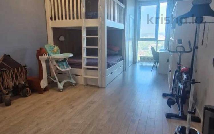 3-комнатная квартира · 140.2 м² · 11/20 этаж, Брусиловского 163 за 76 млн ₸ в Алматы, Алмалинский р-н — фото 2
