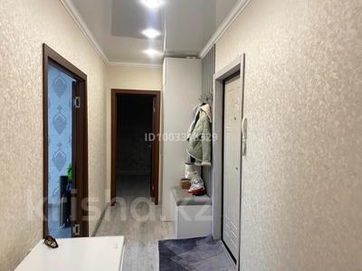 2-комнатная квартира · 54 м² · 5/9 этаж, Майкудук, Мкр Голубые пруды 5/2 — Сырдария за 23 млн ₸ в Караганде, Алихана Бокейханова р-н
