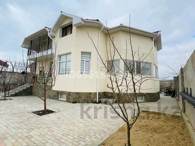 Отдельный дом · 8 комнат · 400 м² · 7 сот., Каспийская 17 за 80 млн 〒 в Актау, мкр Приморский