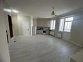 2-комнатная квартира · 58 м² · 20/22 этаж, Шамши Калдаяков 11 за ~ 26.3 млн ₸ в Астане, Сарайшык р-н — фото 3