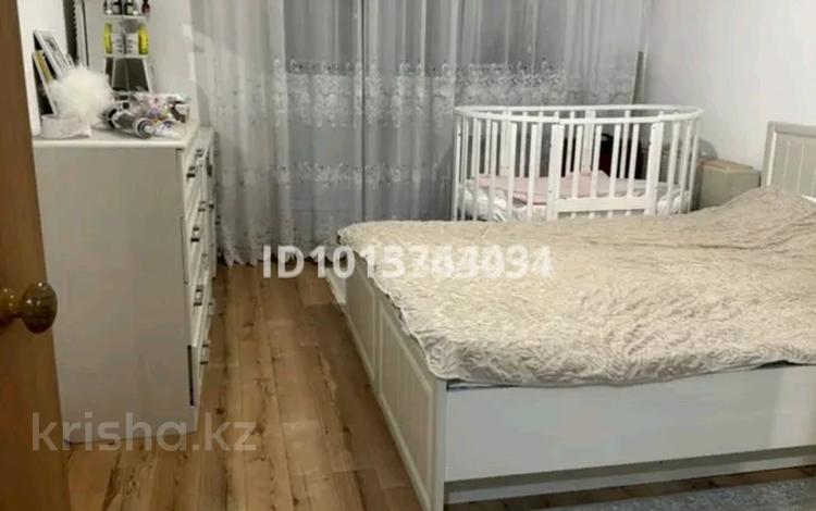 2-бөлмелі пәтер · 57 м² · 5/5 қабат, Строителей 39, бағасы: 15 млн ₸ в Аксу — фото 2