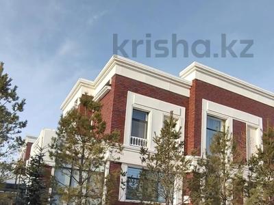 Отдельный дом · 6 комнат · 445 м² · 10 сот., Е 893 9 за 590 млн ₸ в Астане, Есильский р-н