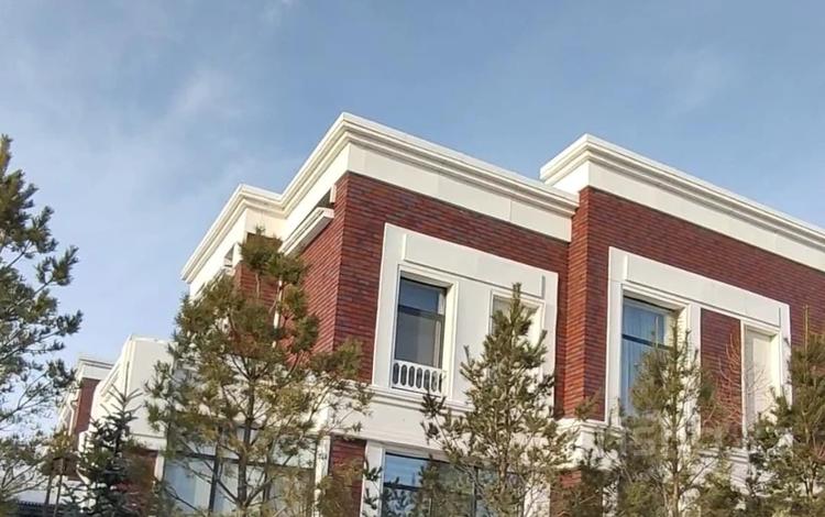 Жеке үй · 6 бөлме · 445 м² · 10 жүзд., Е 893 9, бағасы: 590 млн ₸ в Астане, Есильский р-н — фото 2