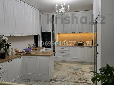 Продажа домов и дачи в Восточно-Казахстанской обл.: Отдельный дом · 6 комнат · 330 м² · 13 сот., Джека Лондана — Энтузиастов за 180 млн 〒 Отдельный дом · 6 комнат · 330 м² · 13 сот., Джека Лондана — Энтузиастов за 180 млн 〒 в Усть-Каменогорске, Ульбинский