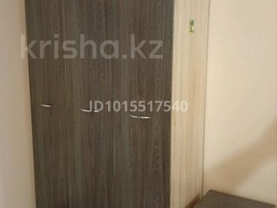1 бөлме · 15 м² · 2 қабат, Владимирского 44, бағасы: 75 000 ₸ в Атырау