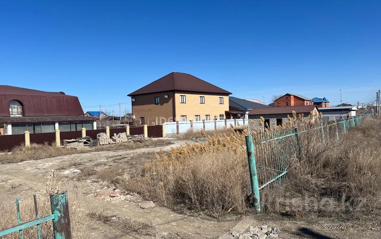 Жер телімі · 10 сотық, мкр Мунайшы 10, бағасы: 15 млн ₸ в Атырау — фото 2