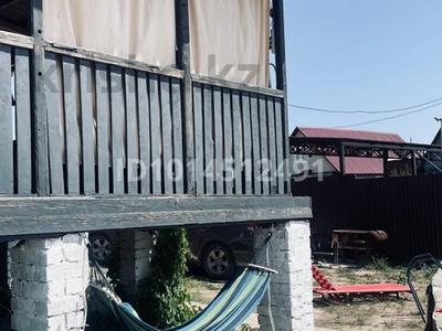 Жеке үй · 2 бөлме · 60 м², Мыс доброй надежды, бағасы: 60 000 ₸ в Новой бухтарме