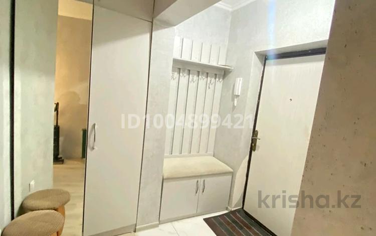 2-бөлмелі пәтер · 67.5 м² · 8/9 қабат, мкр Туран-2 31г — Магазин "Дина " "Нұрали" "Медина", бағасы: 160 000 ₸ в Шымкенте, Каратауский р-н — фото 2