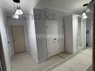 3-бөлмелі пәтер · 72.6 м² · 2/5 қабат, Астана 4 3 — Тауелсиздик 37, бағасы: 23 млн ₸ в 