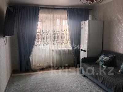 3-бөлмелі пәтер · 72 м² · 4/4 қабат, Колбасшы Койгельды 161 — Пересечения ул.Ниеткалиева, бағасы: 25 млн ₸ в Таразе