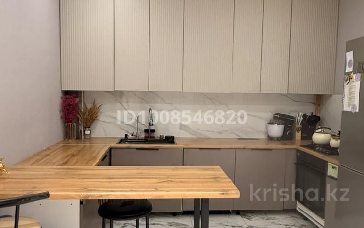 4-бөлмелі пәтер · 95 м² · 9/10 қабат, Самал 82 — Коняхина, бағасы: 55 млн ₸ в Уральске — фото 2