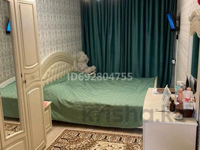 3-комнатная квартира, 61 м², 1/5 этаж, Карасай батыр 206 за 41 млн 〒 в Алматы, Алмалинский р-н