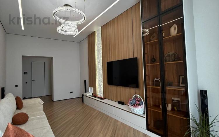 3-комнатная квартира · 92 м² · 9/9 этаж, Керей-Жанибек хандар 44/2 за 76 млн ₸ в Астане, Есильский р-н — фото 8