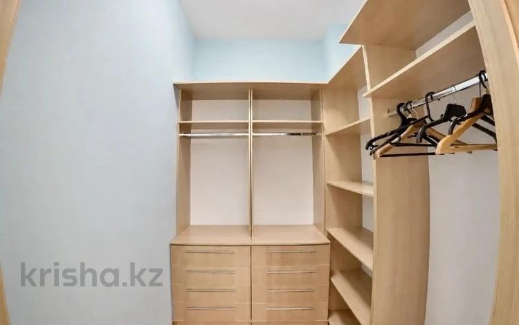 2-бөлмелі пәтер · 83 м² · 2/5 қабат, Омарова, бағасы: 95 млн ₸ в Алматы, Медеуский р-н — фото 11