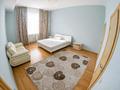 2-бөлмелі пәтер · 83 м² · 2/5 қабат, Омарова, бағасы: 95 млн ₸ в Алматы, Медеуский р-н — фото 3