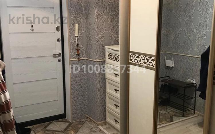 2-комнатная квартира · 62 м² · 3/5 этаж, Бокенбай Батыра 153/6 за 22.5 млн 〒 в Актобе, квартал Авиатор-2 — фото 2