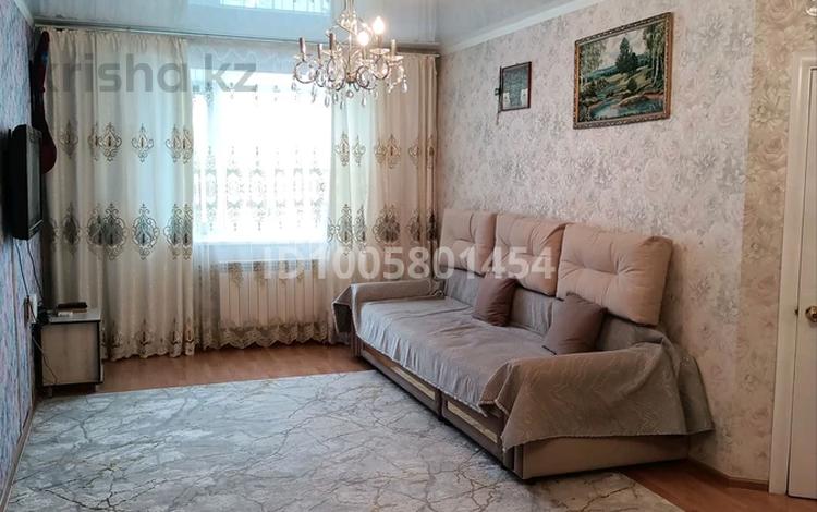 2-бөлмелі пәтер · 70.9 м² · 2/6 қабат, Садовая 100г — Военный городок, бағасы: 33 млн ₸ в Костанае — фото 2
