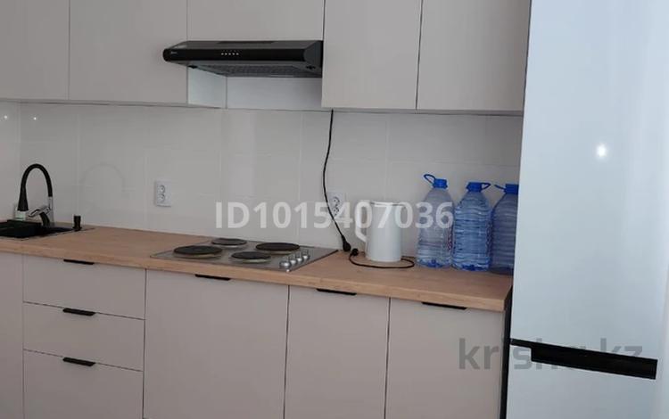 2-комнатная квартира · 55 м² · 11/17 этаж, Шафика Чокина 9 — Между школой Binom имени А. Бокейхана и ЖК Республика за 280 000 ₸ в Астане, Нура р-н — фото 2