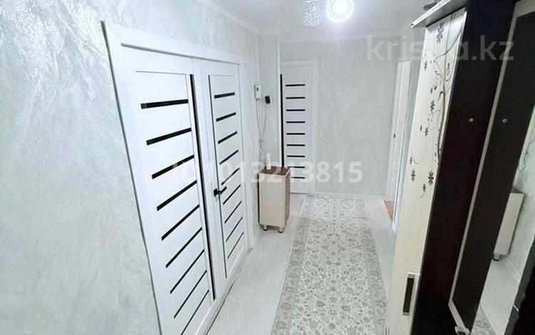 3-бөлмелі пәтер · 61 м² · 3/5 қабат, мкр шугыла 21 — кызылорда оптомаркет,школа 235, садик алтын килт, бағасы: 15 млн ₸ в  — фото 2