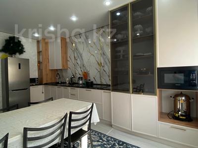 2-комнатная квартира · 86 м² · 9/12 этаж, 16-й мкр 56 за 25.9 млн 〒 в Актау
