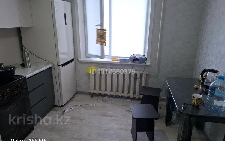 2-комнатная квартира · 50.9 м² · 4/9 этаж, Камзина 27 за 130 000 ₸ в Аксу — фото 2