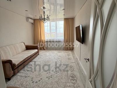 2-комнатная квартира · 52 м² · 8/9 этаж, 4 мкр 36 за 20.5 млн 〒 в Аксае