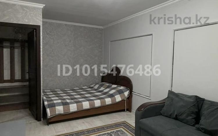 1-комнатная квартира · 35.2 м² · 2/5 этаж, мкр Салтанат за 10 000 ₸ в Таразе — фото 2