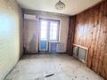 3-комнатная квартира · 66 м² · 8/9 этаж, мкр 4 10 за 17.5 млн ₸ в Уральске — фото 3