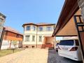 Жеке үй · 10 бөлме · 450 м² · 8 жүзд., Уалиханова 34, бағасы: 150 млн ₸ в 