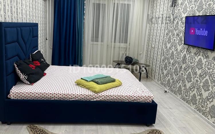1-комнатная квартира · 45 м² · 4/5 этаж, Абая 60 — Ихсанова за 3 000 ₸ в Уральске, мкр Школьник — фото 2