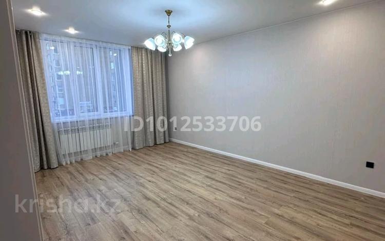 3-бөлмелі пәтер · 77.4 м² · 2/23 қабат, Бейбарыс Султан, бағасы: 40 млн ₸ в Астане, Сарыарка р-н — фото 2