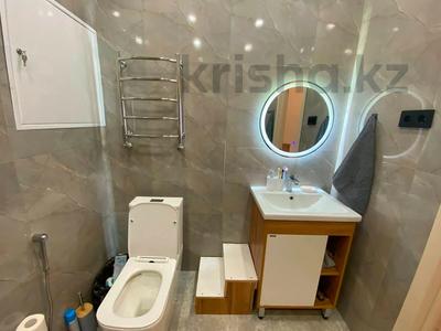 2-бөлмелі пәтер · 62.7 м² · 15/16 қабат, 16-ш/а. 85, бағасы: 26.8 млн ₸ в Актау, 16-й мкр 