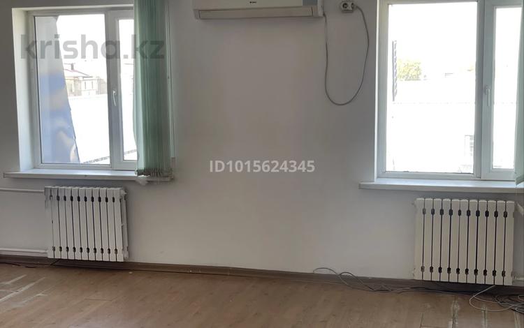 Офисы · 35.5 м² за 100 000 ₸ в Астане, р-н Байконур — фото 2