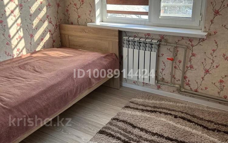 3-комнатная квартира · 65 м² · 4/5 этаж, мкр Восток — 28 школа за 26 млн 〒 в Шымкенте, Аль-Фарабийский р-н — фото 2