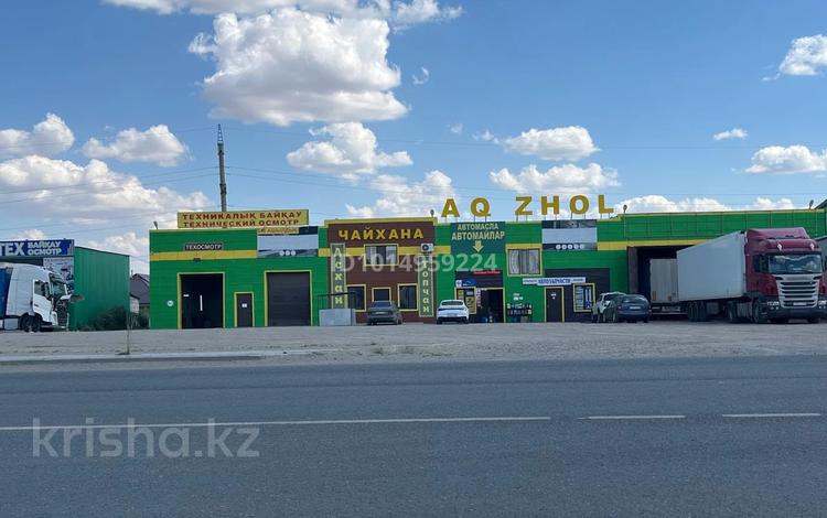 Жқб, автосервистер мен көлік жуу, қоғамдық тамақтану орны · 700 м², бағасы: 220 млн ₸ в Актобе, жилой массив Заречный-3 — фото 2