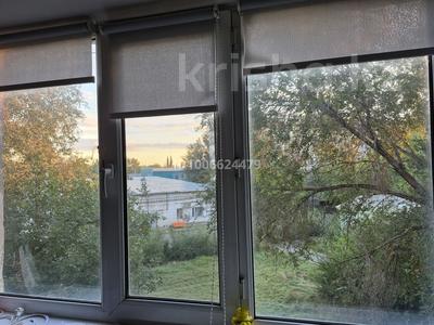 3-бөлмелі пәтер · 60 м² · 3/5 қабат, Строительная 16 — Кинэу, 17 школа, 4й детсад, ТД Азия, бағасы: 250 000 〒 в Костанае